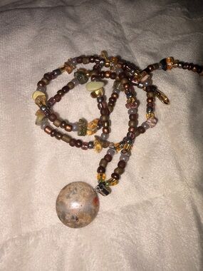 Handmade Brown Beaded Crystal Agate Pendant Necklace